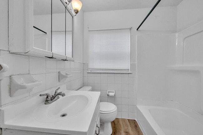 Building Photo - 1725 Mims St SW