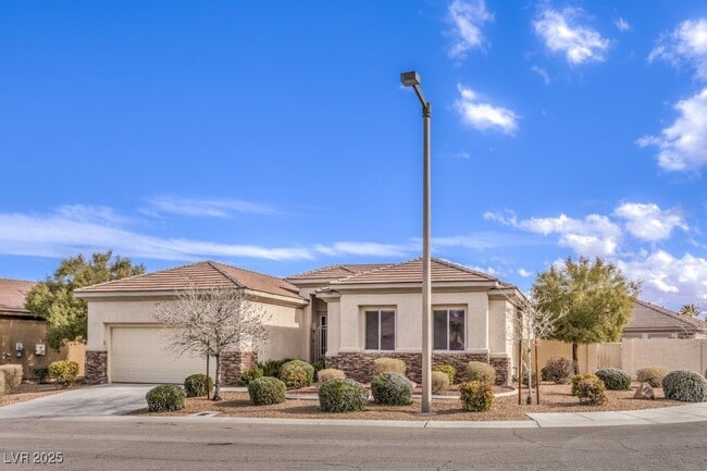Building Photo - 10575 Regal Stallion Ave