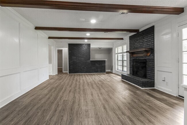 Building Photo - 1507 Sweet Grass Trail