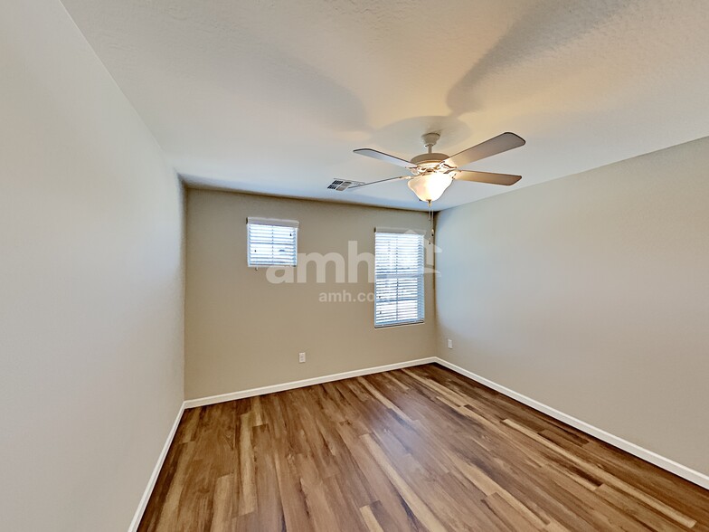 Building Photo - 20699 W Point Ridge Rd