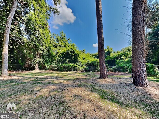Building Photo - 1371 Stoneham Ct
