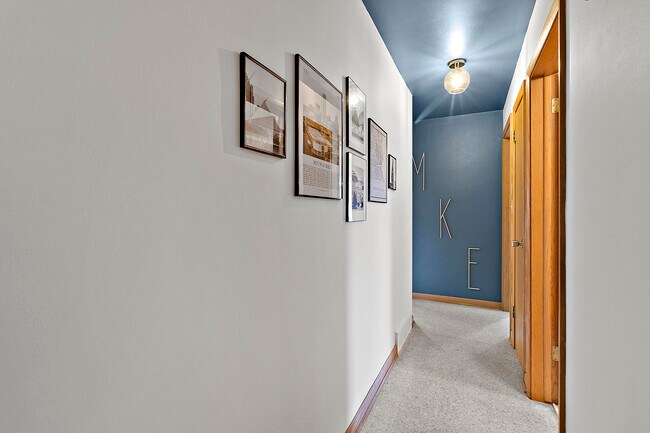 Building Photo - 426 E Ohio Ave