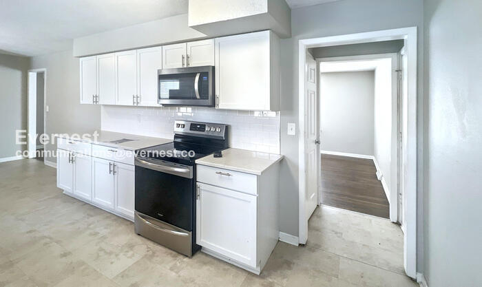 Building Photo - 11330 E 24th St S