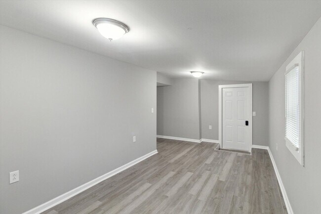 Building Photo - Huge Downtown 3BR (potential 4th)/2BA House For Rent