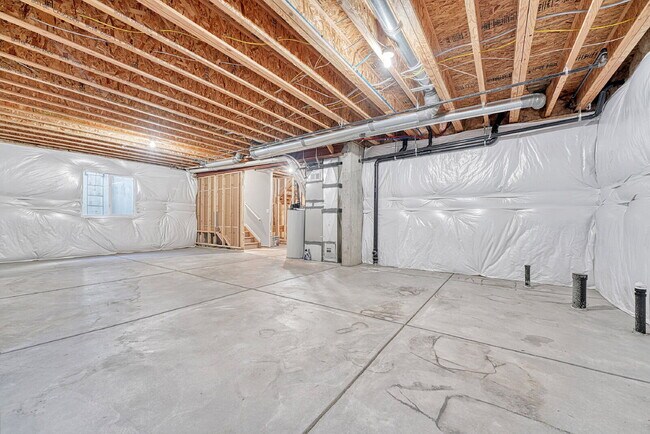 Building Photo - $2,950.00 - 3 Bedrooms, 2.5 Bathrooms, Single Family Home in Circle Rock with Cozy Fireplace!