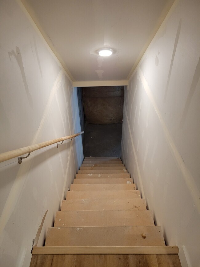 Building Photo - 1455 N 3860 W