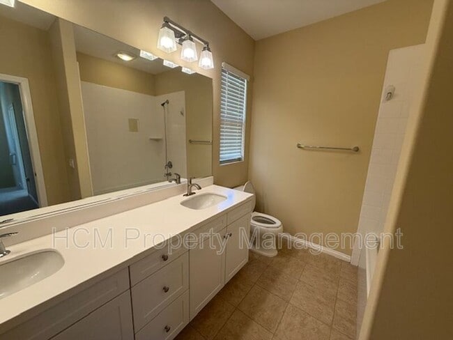 Building Photo - 105 Gemstone