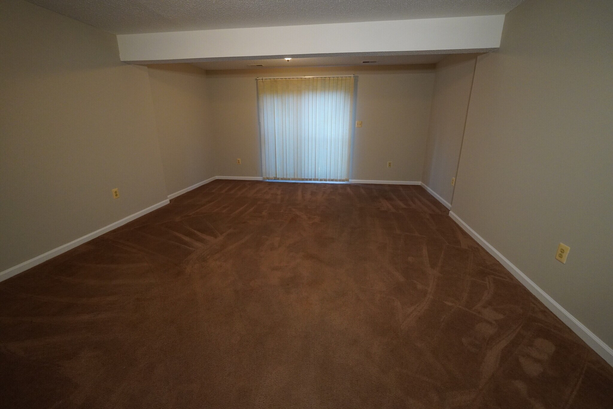 Building Photo - 7480 Catterick Ct