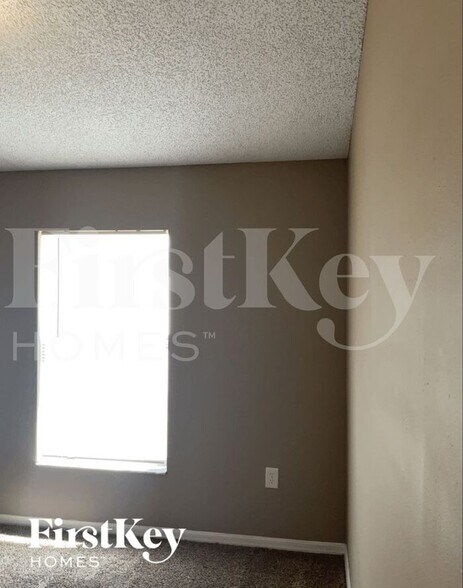 Building Photo - 7446 Groveoak Dr