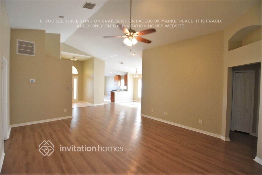 Building Photo - 3211 Shady Lily Ln