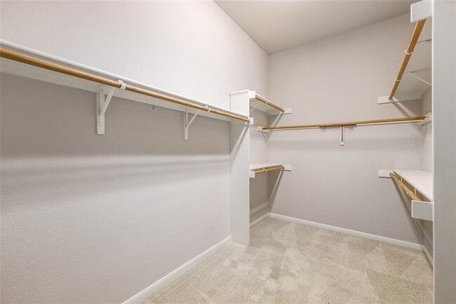 Building Photo - 5723 York Bridge Cir
