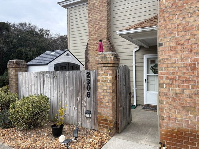 Building Photo - 2 Bedroom 2.5 Bath Home in Kitty Hawk $2150/mo