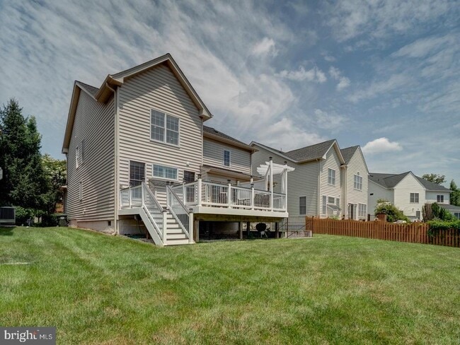 Building Photo - 43320 Barnstead Dr