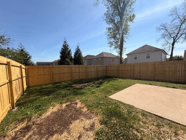 Building Photo - Nice 3 BR 2 Bath Available Now in Murfreesboro!