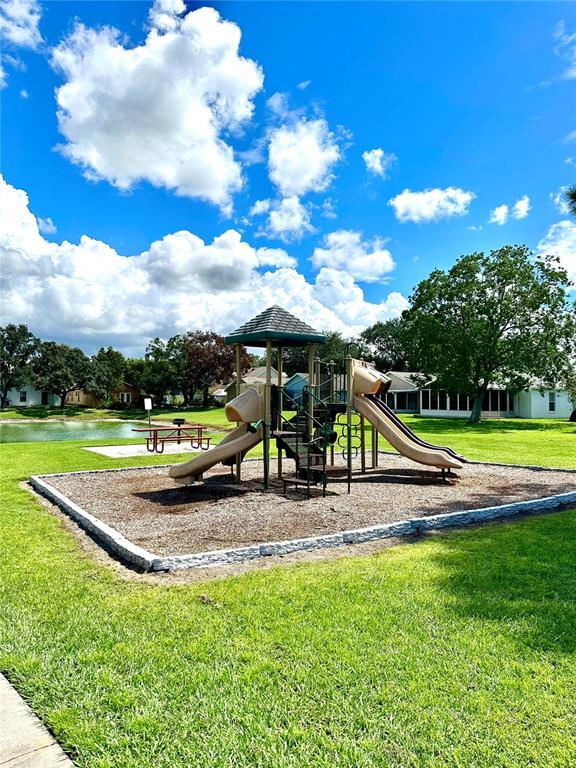 Building Photo - 1339 Daniels Cove Dr