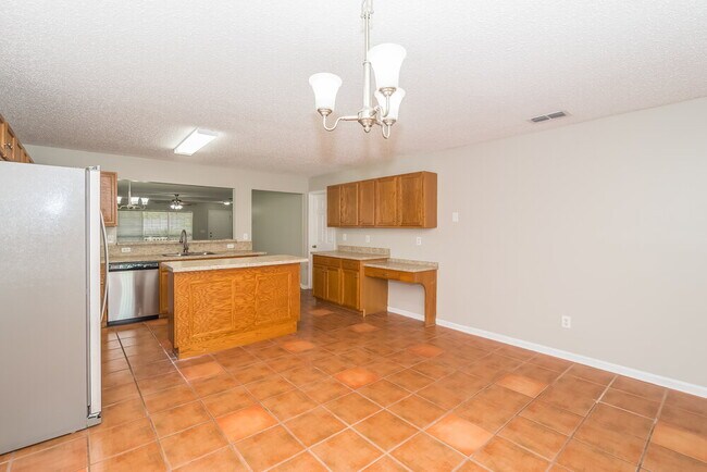 Building Photo - 13564 Ashford Wood Ct E