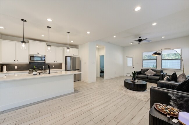 Building Photo - 10636 Wild Chives