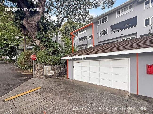 Building Photo - 2330 Kaola Way