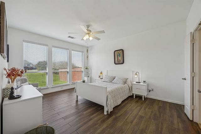 Building Photo - 12861 Farmington Dr