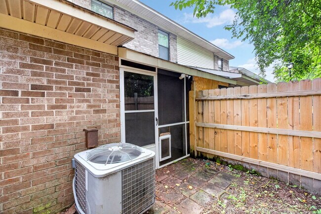 Building Photo - 6279 Lucille Dr