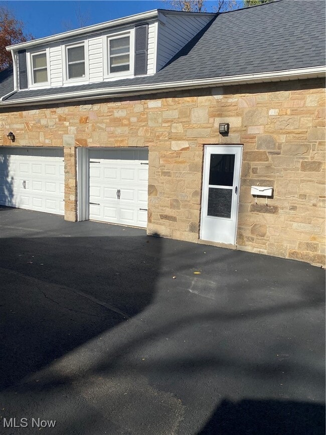 Building Photo - 35755 Miles Rd