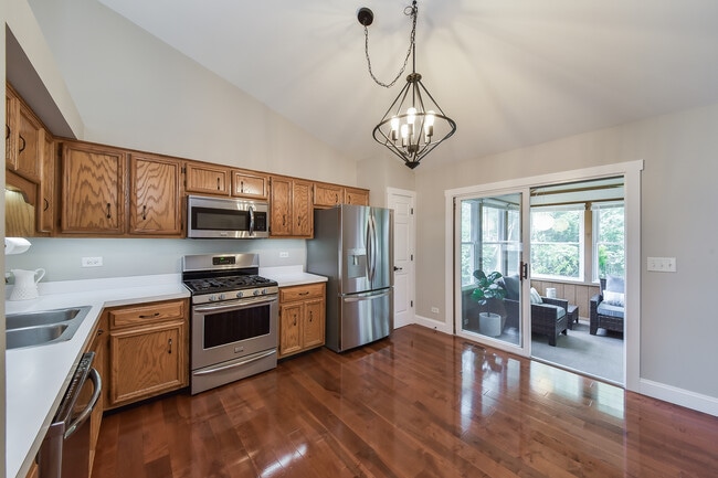 Building Photo - 2067 Childs Ct