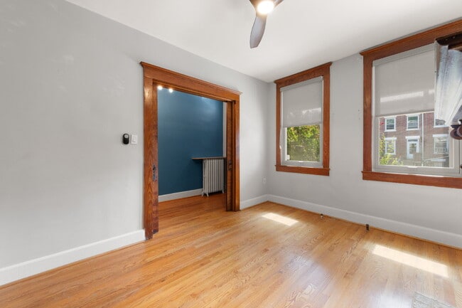 Building Photo - 445 Newton Pl NW