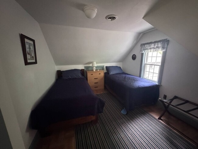 Building Photo - Waterfront Georgetown 3 Bed
