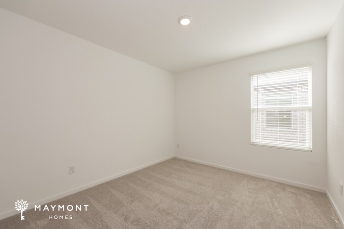 Building Photo - 1059 Neyland Dr