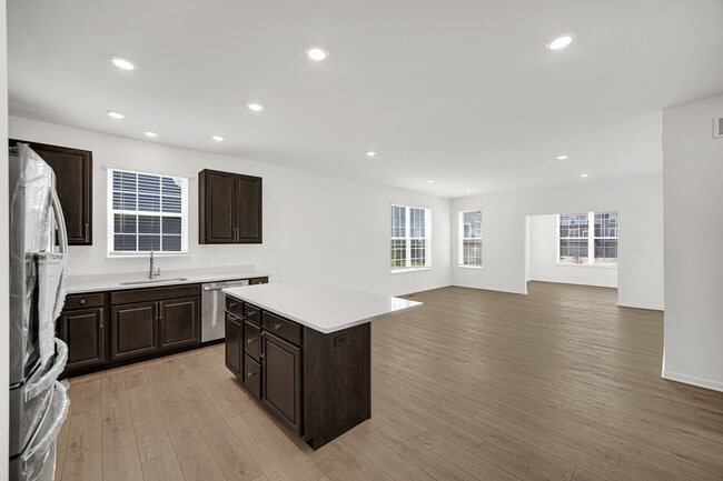 Building Photo - 14905 McCarthy Cir