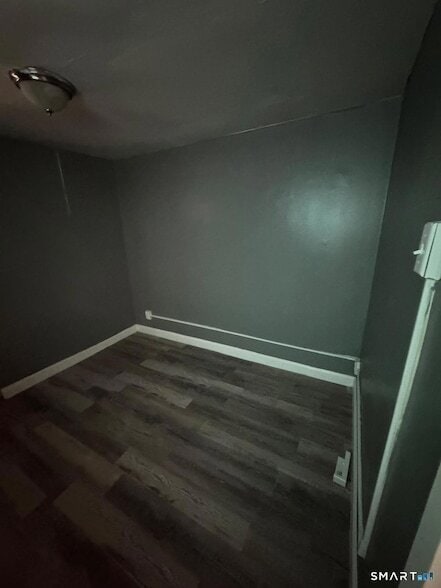 Building Photo - 275 Lexington Ave