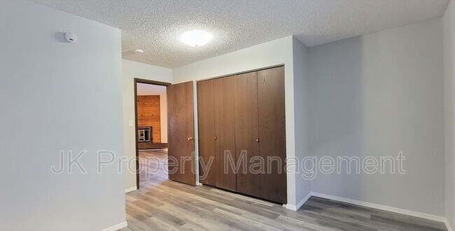 Building Photo - 3516 11th Ave S