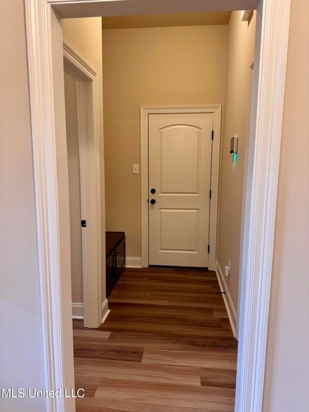 Building Photo - 9265 Natures Trl