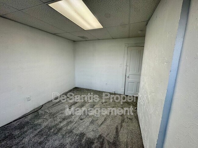 Building Photo - 42 Climax St