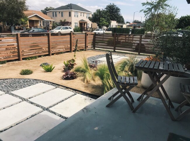 Building Photo - 3957 Van Ness S Ave