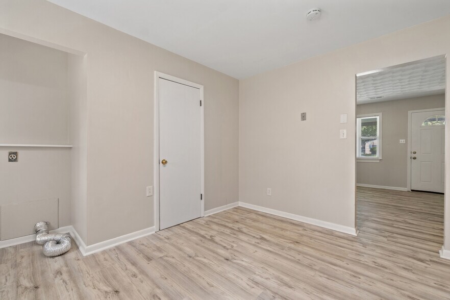 Building Photo - 3305 Portobello Ct