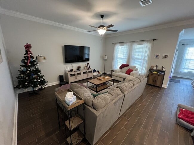 Building Photo - Partially Furnished Home on Sterling Oaks Dr. with Premium Features