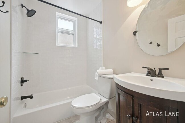 Building Photo - Waking Distance to Noma Metro Station and ...