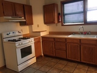 Kitchen - 157 Allegan St