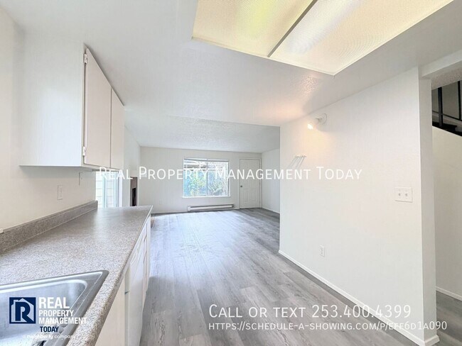 Building Photo - 8414 27th St W