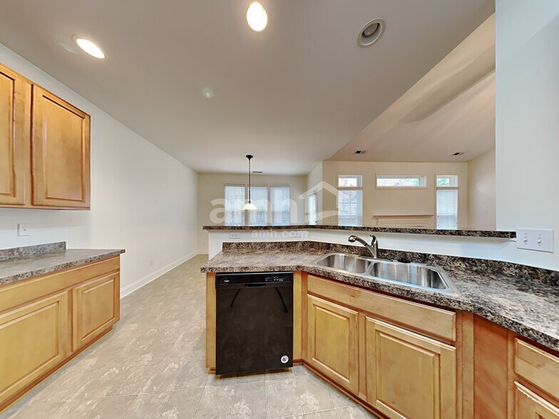 Building Photo - 216 Boswell Ln