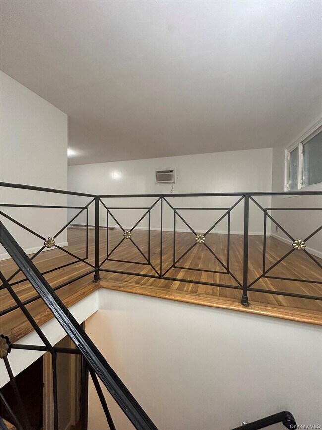 Building Photo - 6 Tanager Rd