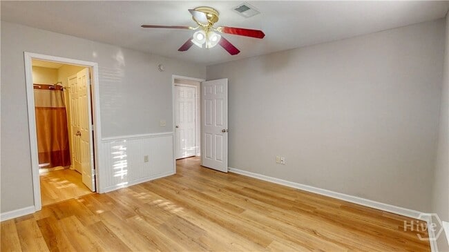 Building Photo - 5018 Winfield Dr