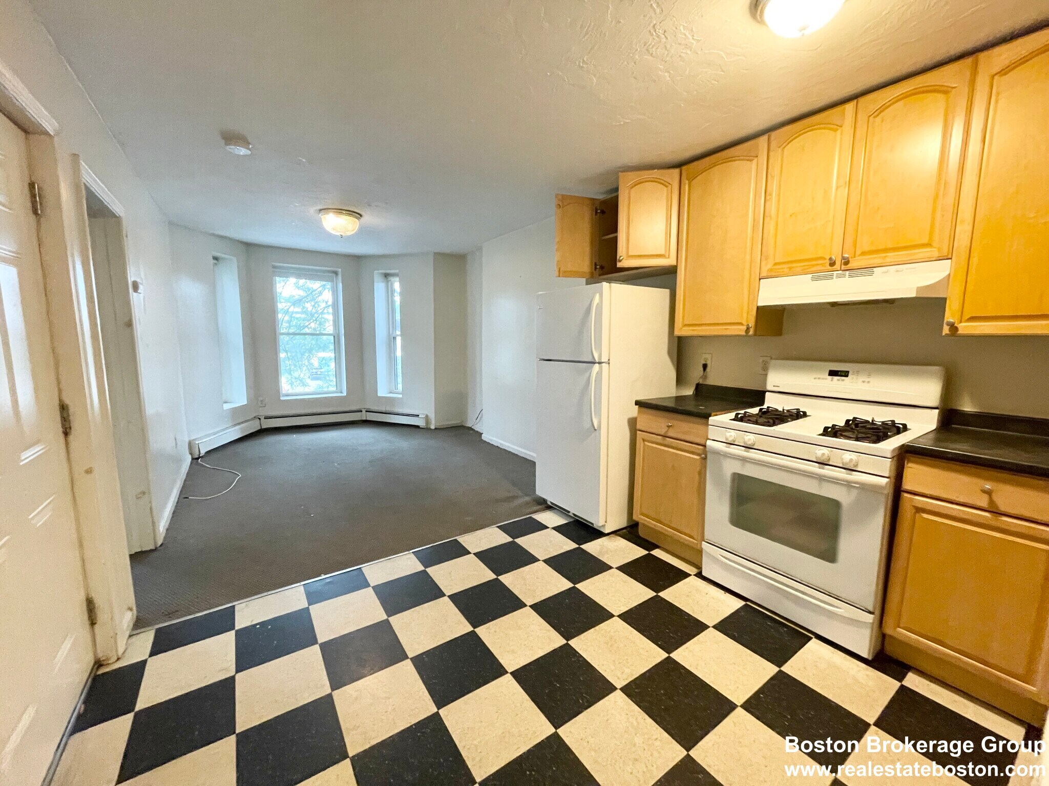 Building Photo - 90 Hammond St