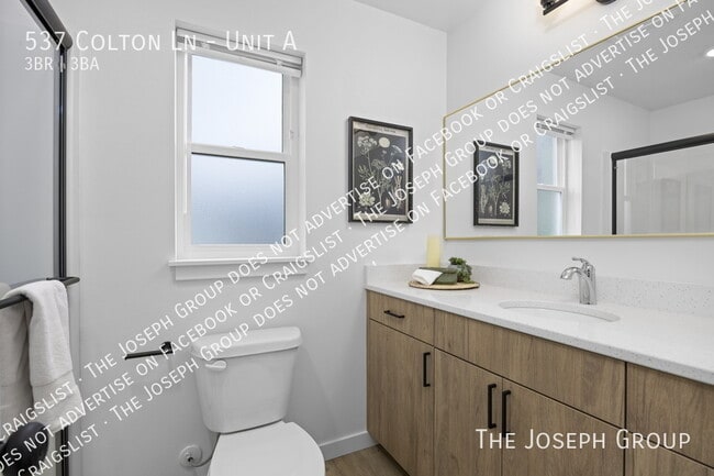 Building Photo - 537 Colton Ln