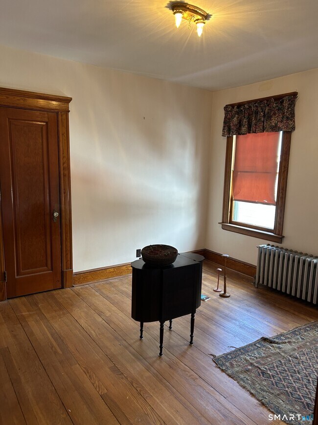 Building Photo - 41 Lawlor St