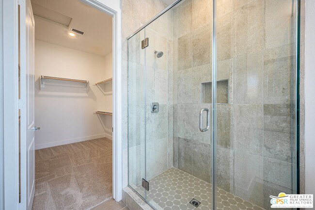 Building Photo - 2651 Lavender Ln