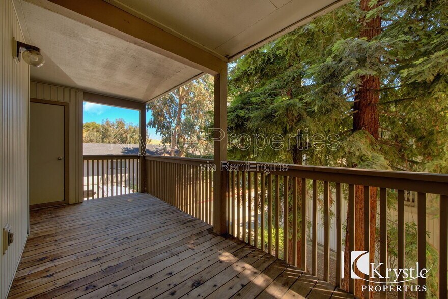 Building Photo - 201 Nautical Ct