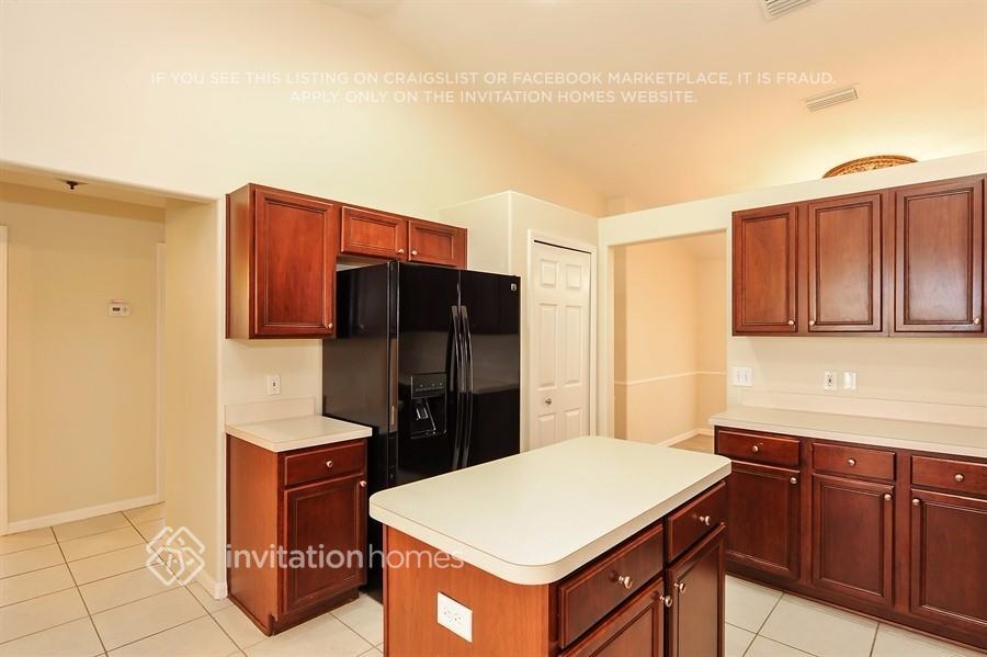 Building Photo - 6705 Clair Shore Dr