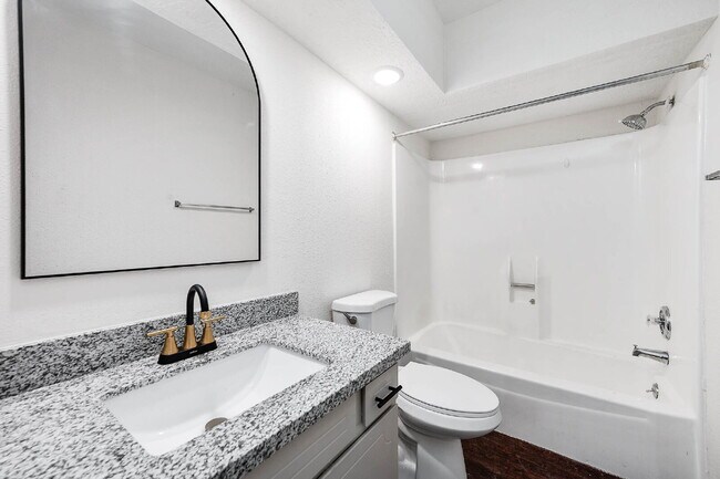 Building Photo - 10230 Trade Winds Dr